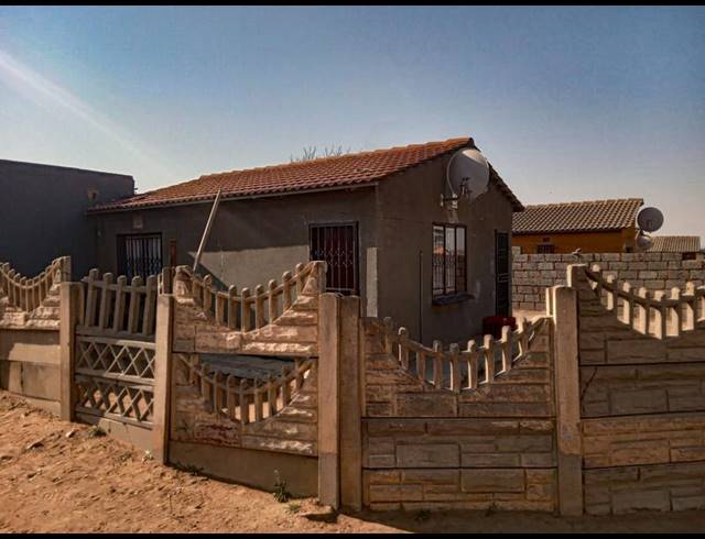 2 BEDROOM HOUSE FOR SALE IN DUDUZA